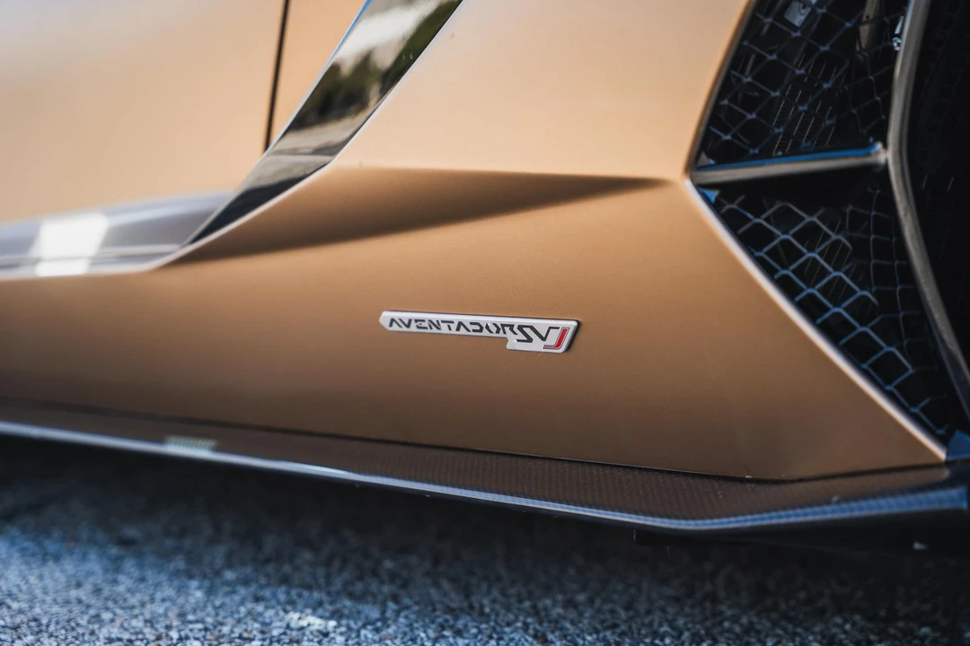 2021 Lamborghini Aventador S LP740-4 Roadster - Image 24 of 31