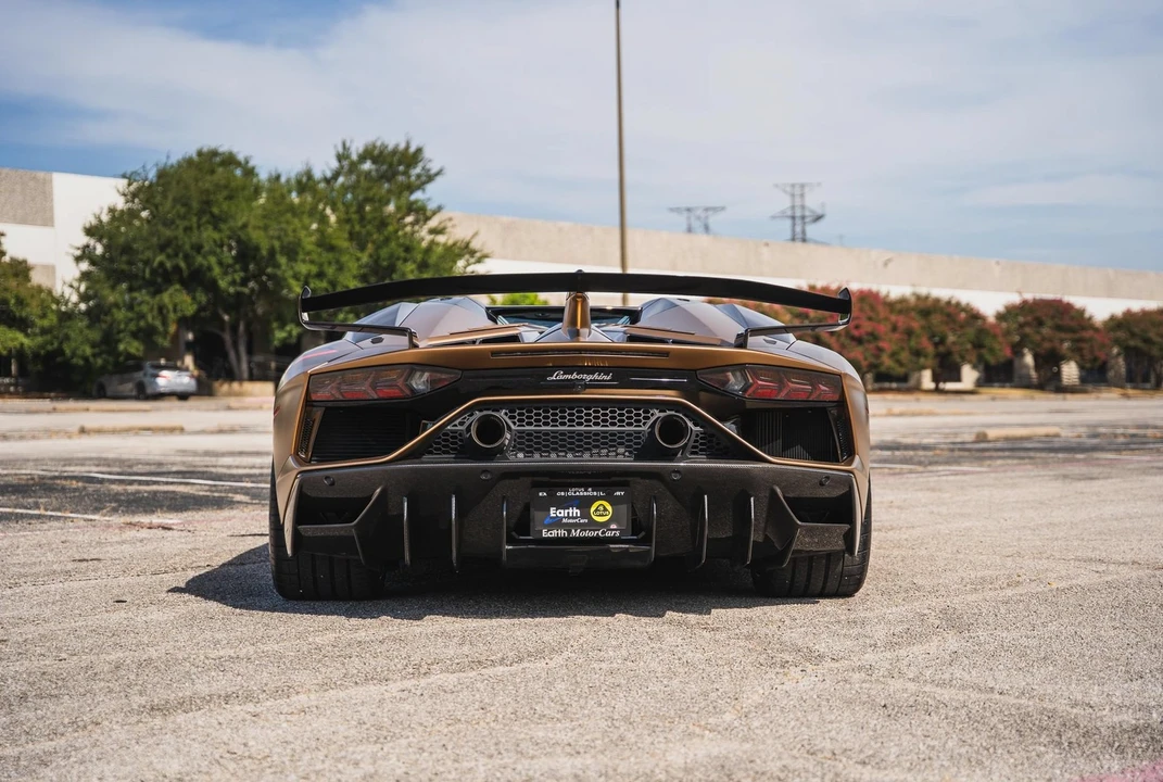 2021 Lamborghini Aventador S LP740-4 Roadster - Image 15 of 31
