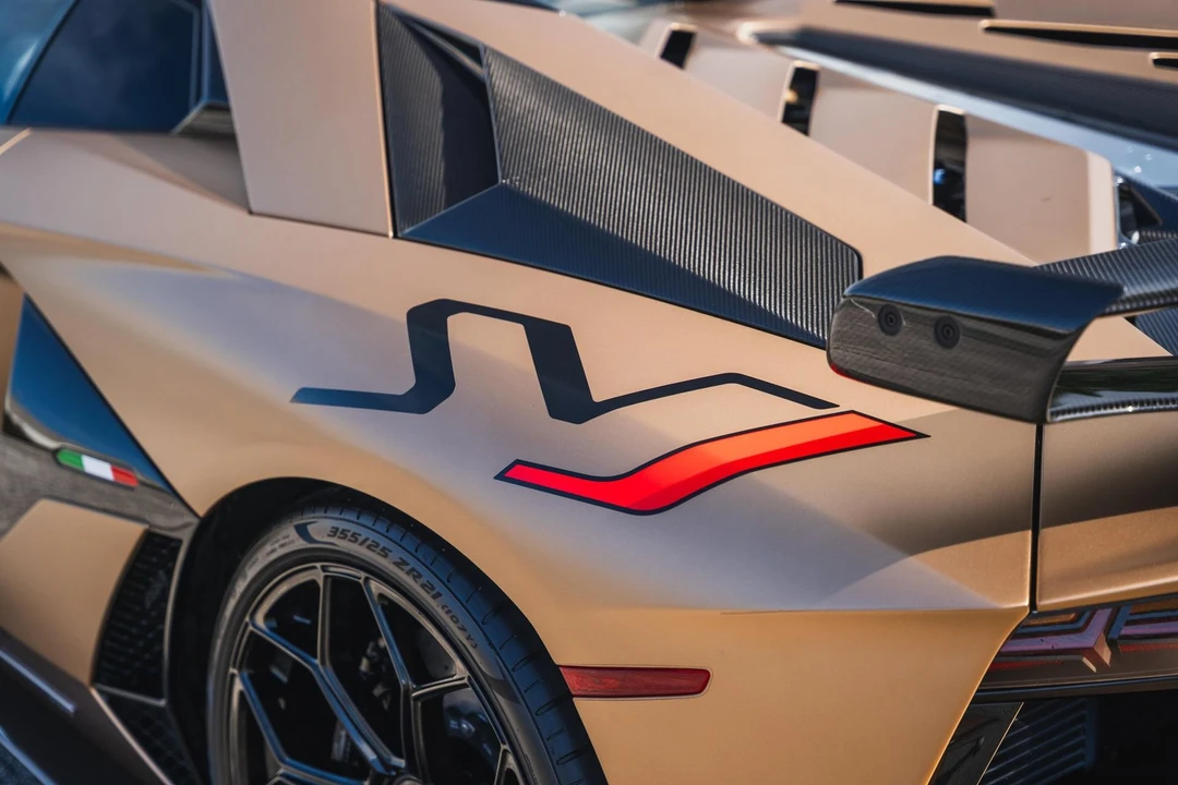 2021 Lamborghini Aventador S LP740-4 Roadster - Image 21 of 31