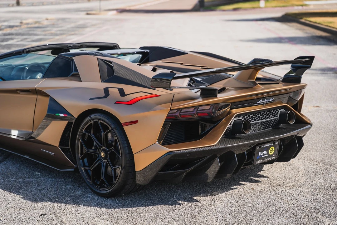 2021 Lamborghini Aventador S LP740-4 Roadster - Image 19 of 31