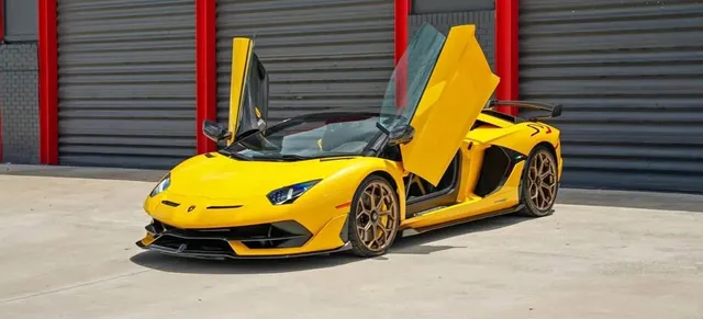 2021 Lamborghini Aventador SVJ Roadster