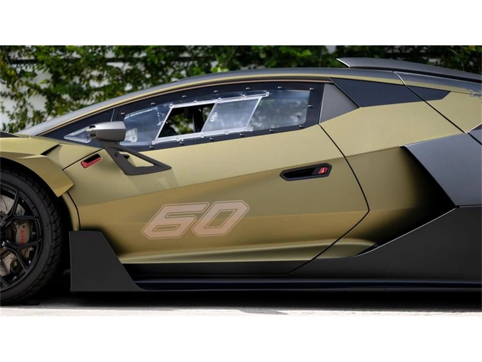 2021 Lamborghini - Image 21 of 31