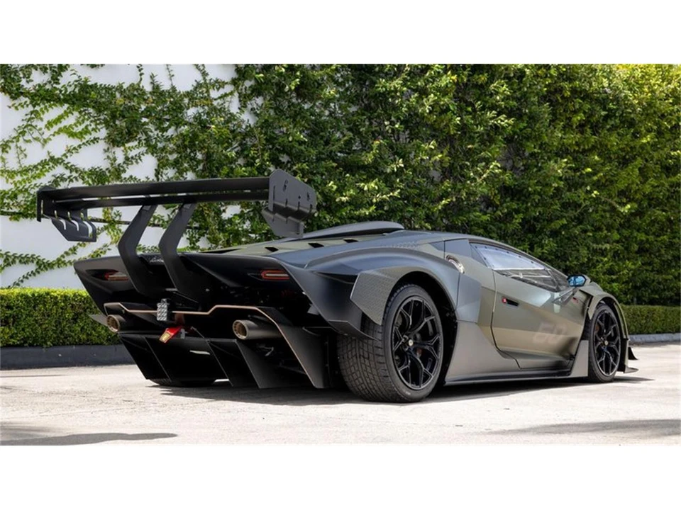 2021 Lamborghini - Image 3 of 31