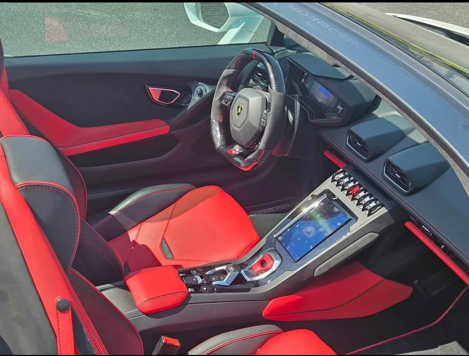 2021 Lamborghini Huracan - Image 6 of 10