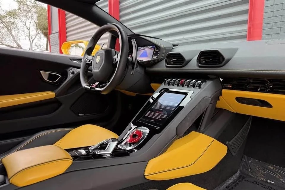 2021 Lamborghini Huracan - Image 8 of 16