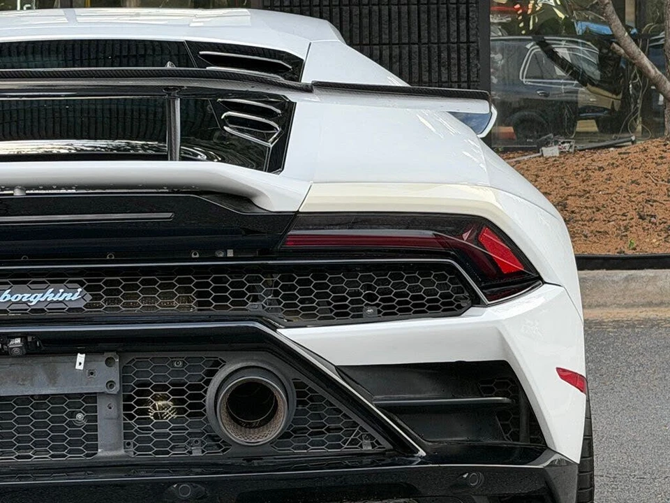 2021 Lamborghini Huracan - Image 16 of 31