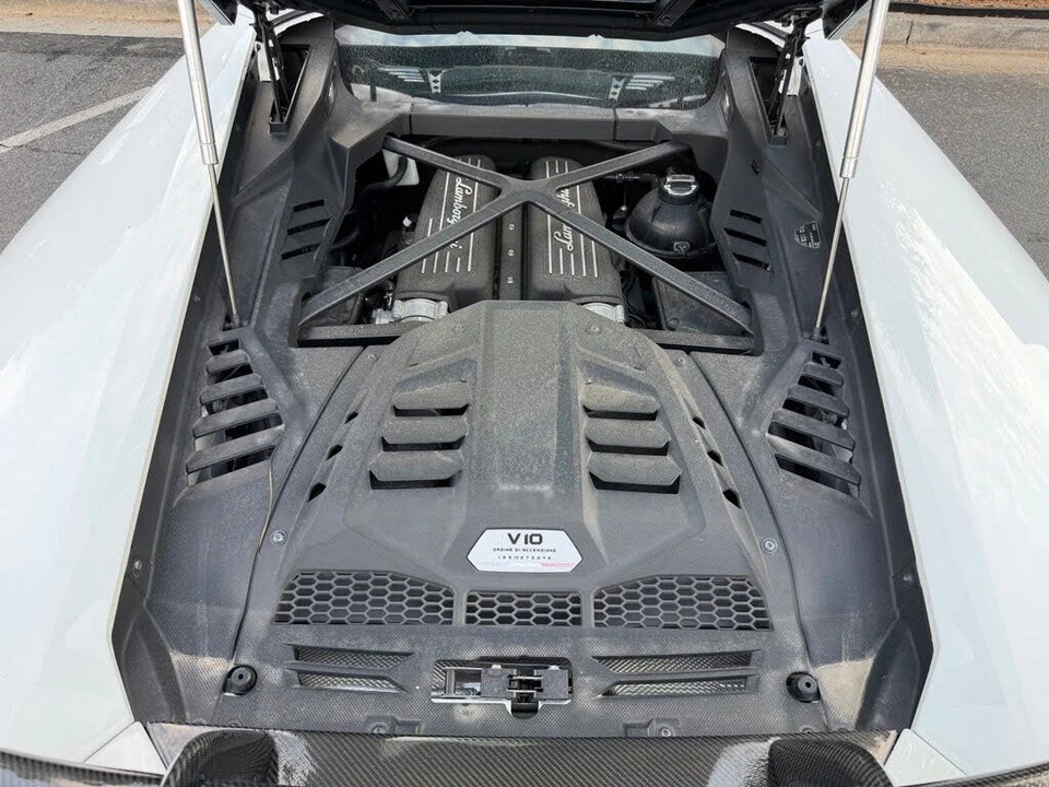 2021 Lamborghini Huracan - Image 17 of 31