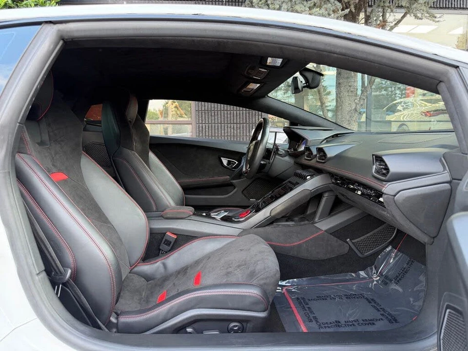 2021 Lamborghini Huracan - Image 30 of 31