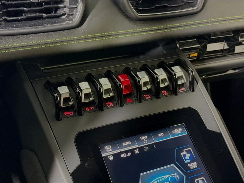2021 Lamborghini Huracan - Image 20 of 28
