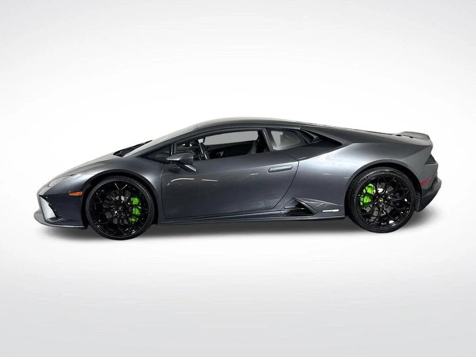 2021 Lamborghini Huracan - Image 2 of 28