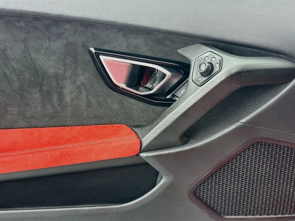 2021 Lamborghini Huracan - Image 18 of 31