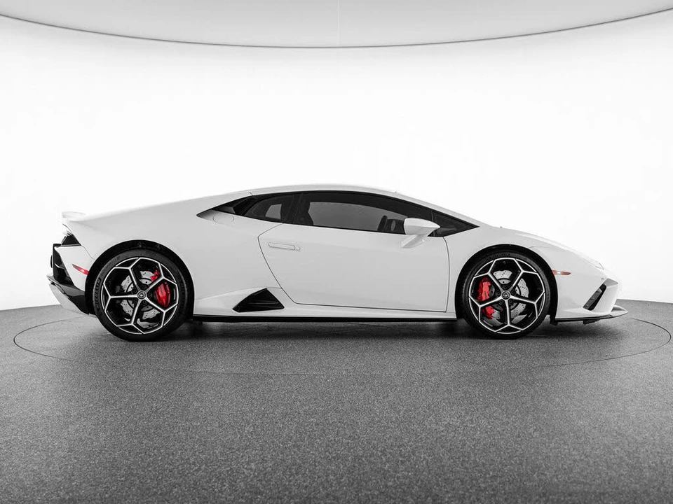 2021 Lamborghini Huracan - Image 7 of 31