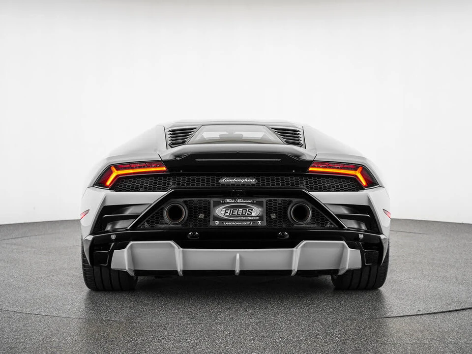 2021 Lamborghini Huracan - Image 5 of 31