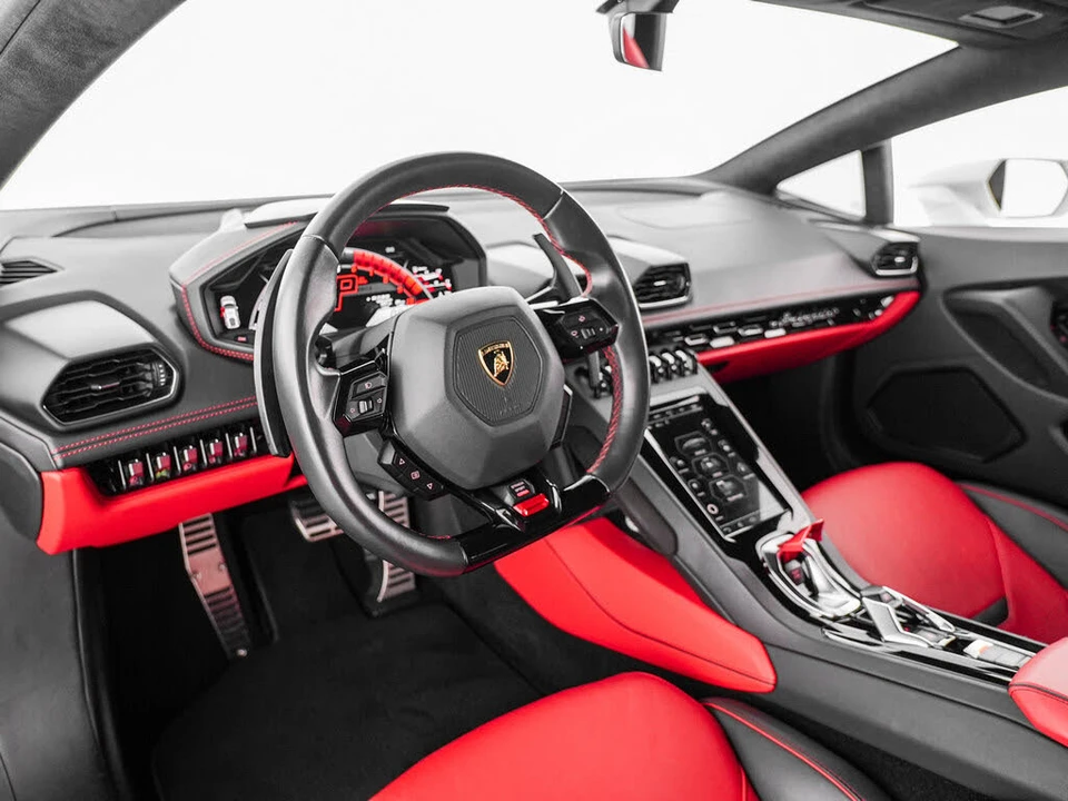 2021 Lamborghini Huracan - Image 18 of 31