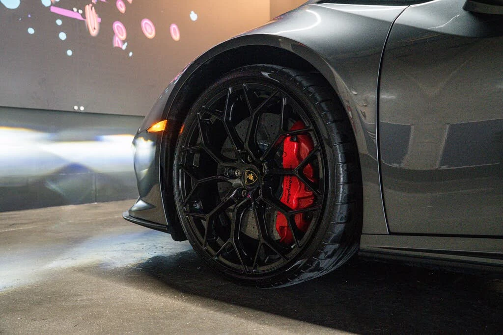 2021 Lamborghini Huracan - Image 16 of 22