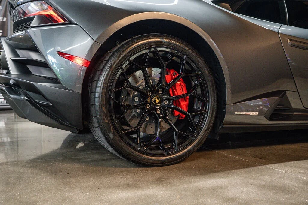 2021 Lamborghini Huracan - Image 18 of 22