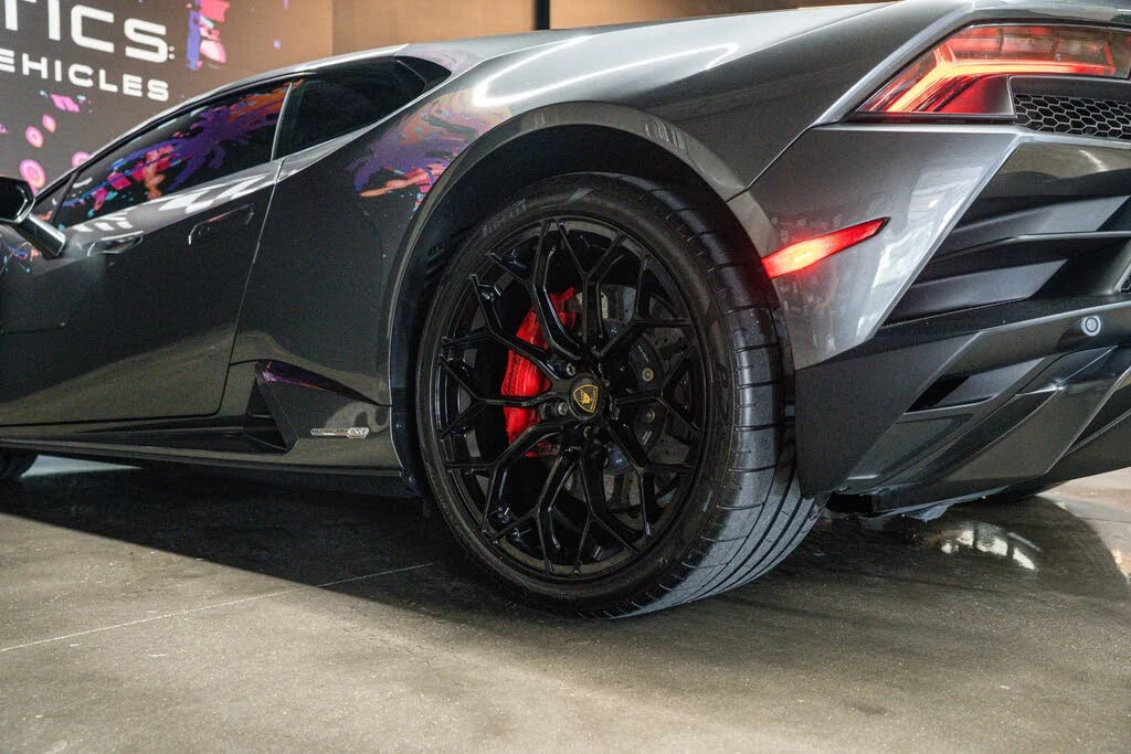 2021 Lamborghini Huracan - Image 17 of 22
