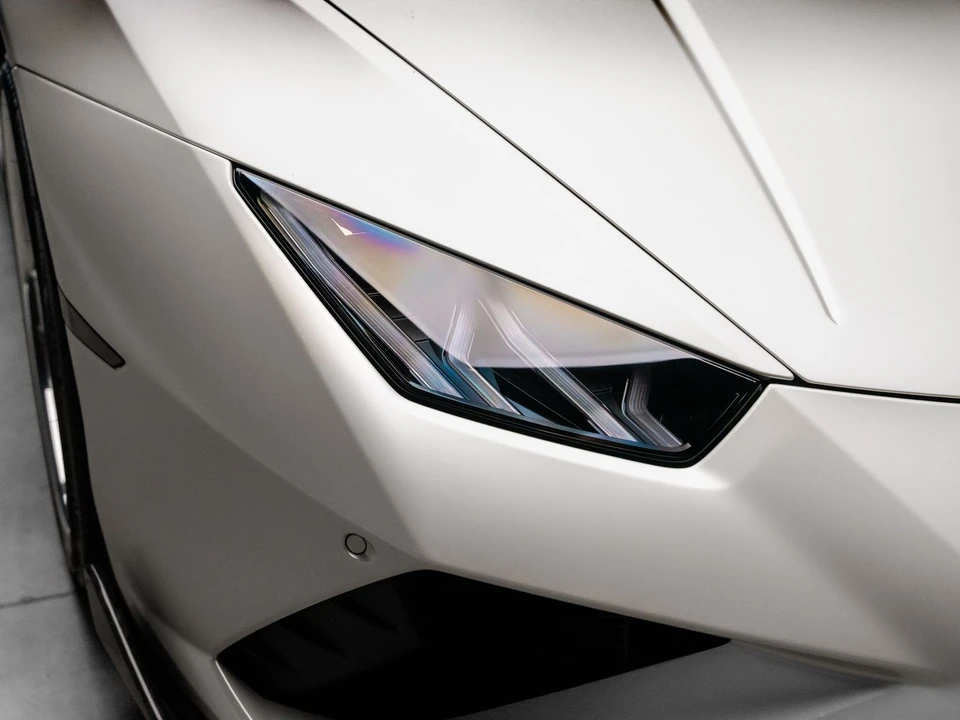 2021 Lamborghini - Image 18 of 31