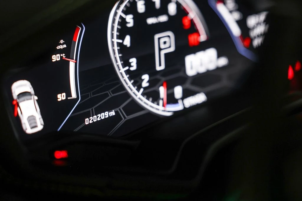 2021 Lamborghini Huracan LP640-4 EVO - Image 29 of 31