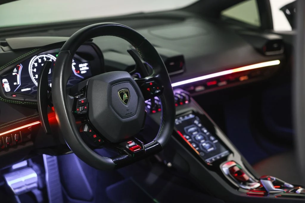 2021 Lamborghini Huracan LP640-4 EVO - Image 28 of 31