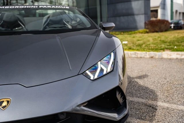 2021 Lamborghini - Image 6 of 31