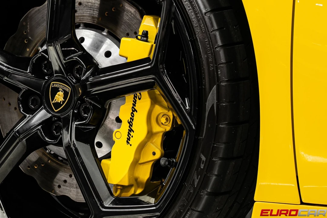 2021 Lamborghini Huracan LP640-4 EVO - Image 24 of 31