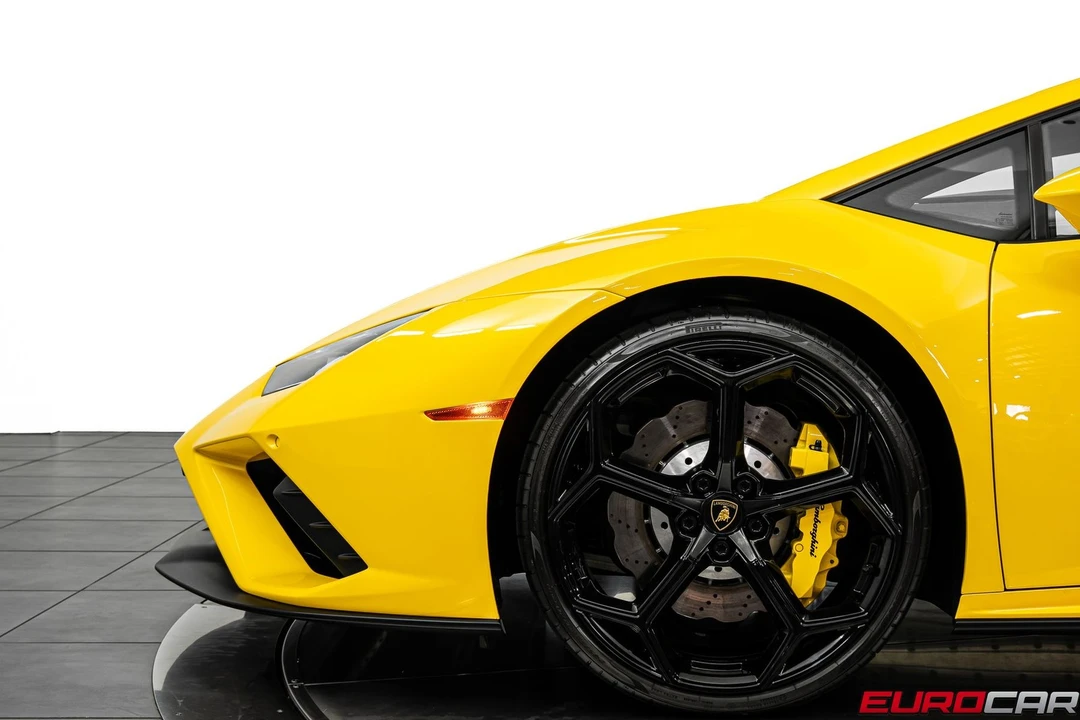 2021 Lamborghini Huracan LP640-4 EVO - Image 14 of 31