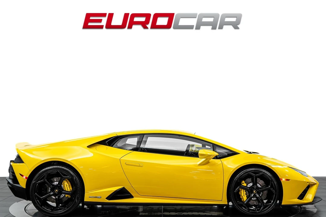 2021 Lamborghini Huracan LP640-4 EVO - Image 6 of 31