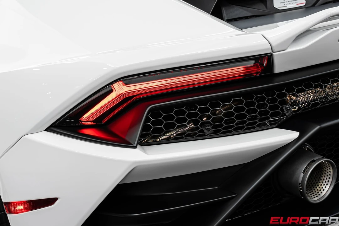 2021 Lamborghini Huracan LP640-4 EVO - Image 20 of 31