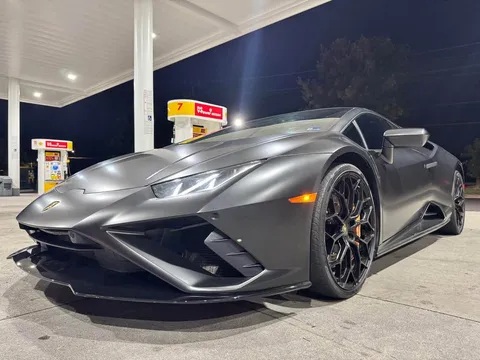 2021 Lamborghini Huracan EVO RWD Coupe 2D