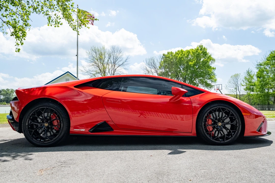 2021 Lamborghini Huracan LP610-2 EVO - Image 3 of 31
