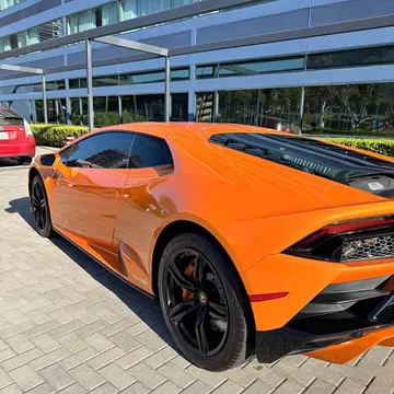 2021 Lamborghini Huracan EVO RWD Spyder Convertible 2D