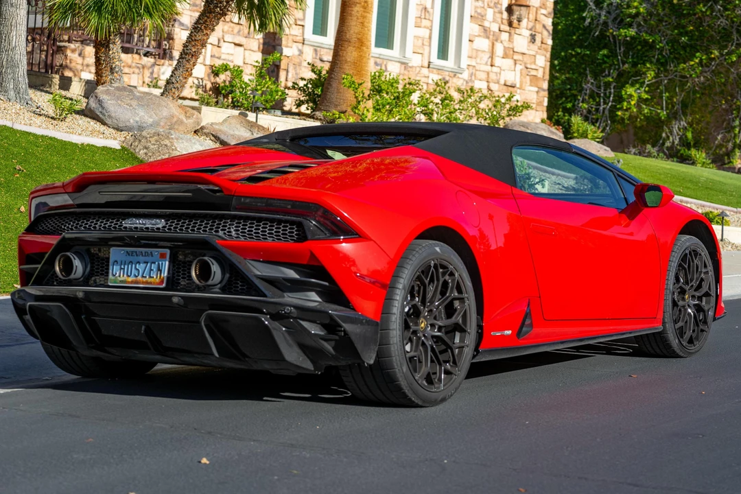 2021 Lamborghini Huracan LP610-2 EVO - Image 4 of 31