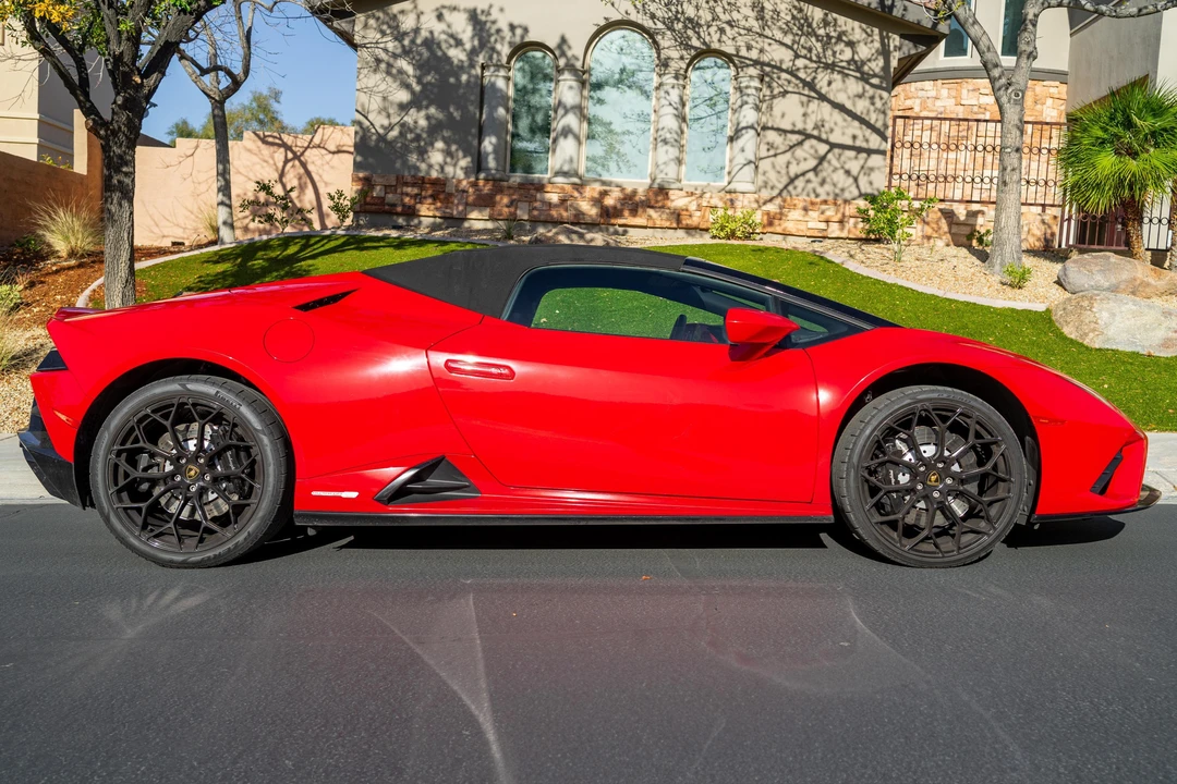 2021 Lamborghini Huracan LP610-2 EVO - Image 3 of 31