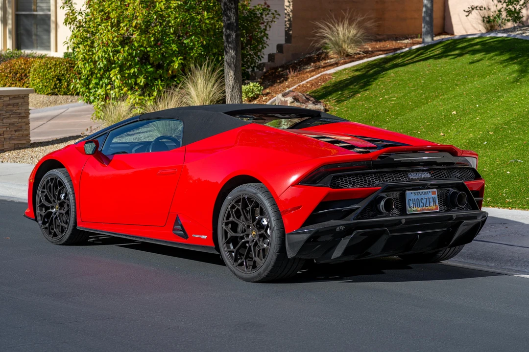 2021 Lamborghini Huracan LP610-2 EVO - Image 14 of 31
