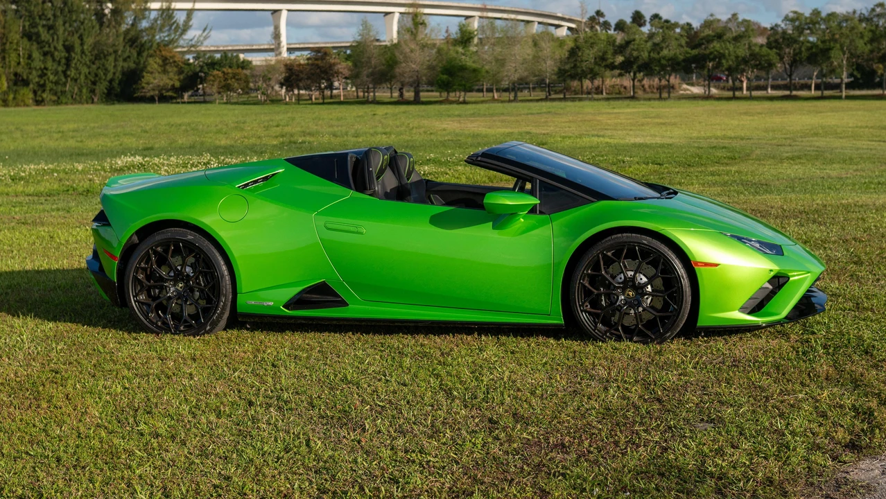 2021 Lamborghini Huracan LP610-2 EVO - Image 16 of 31