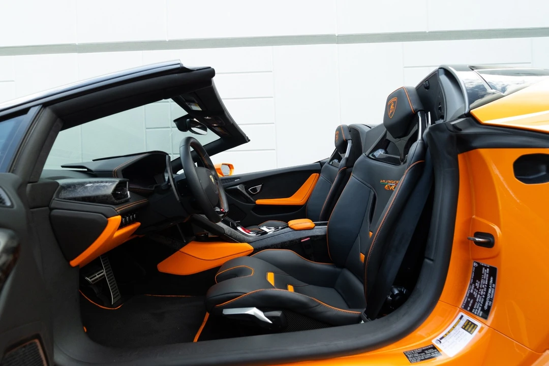 2021 Lamborghini Huracan LP640-4 EVO - Image 7 of 21