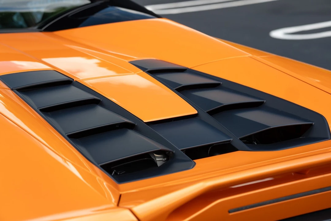 2021 Lamborghini Huracan LP640-4 EVO - Image 18 of 21