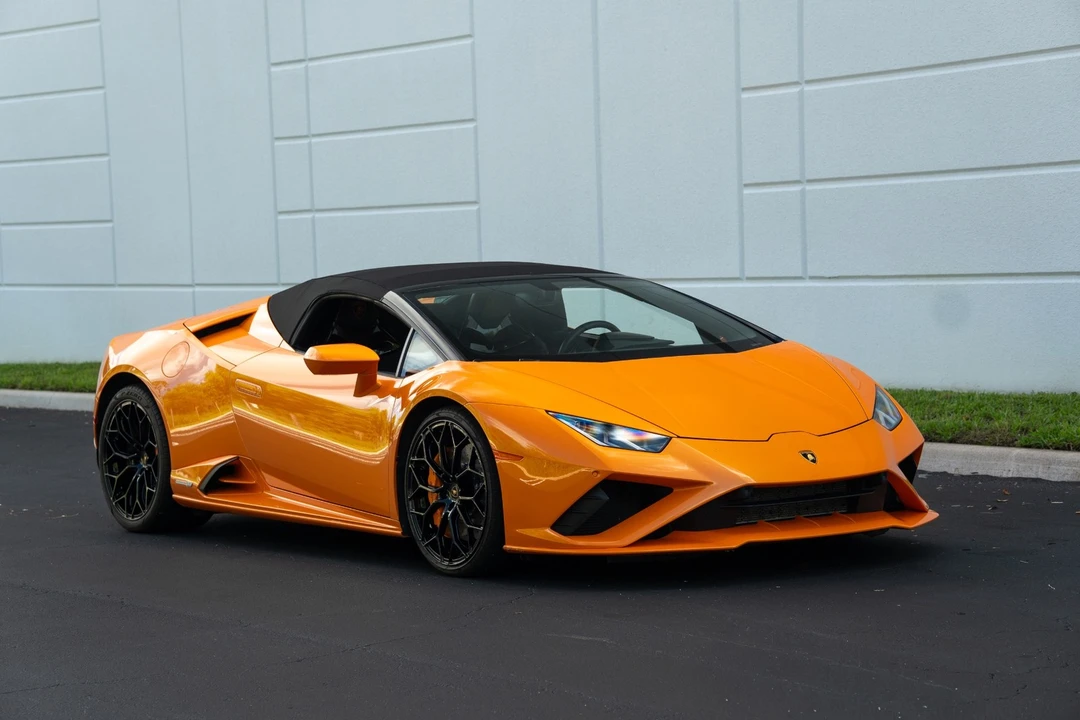 2021 Lamborghini Huracan LP640-4 EVO - Image 2 of 21