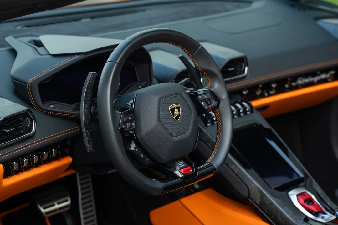 2021 Lamborghini Huracan LP640-4 EVO - Image 5 of 21