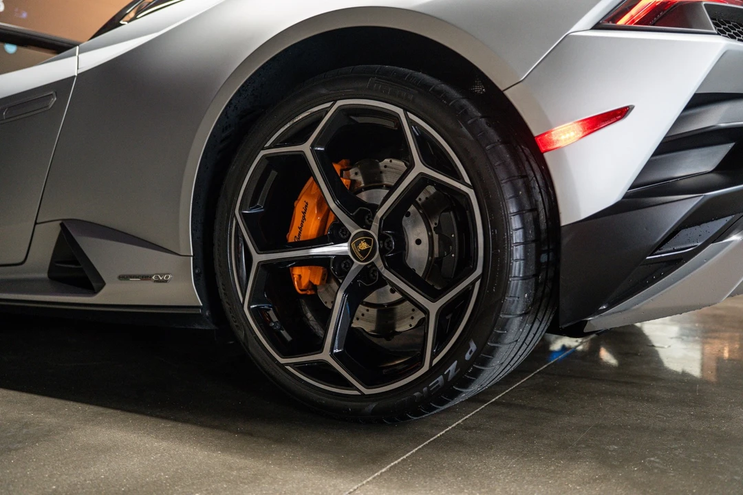 2021 Lamborghini Huracan - Image 19 of 23