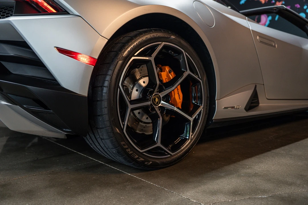 2021 Lamborghini Huracan - Image 16 of 23