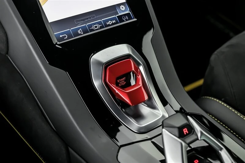2021 Lamborghini Huracan - Image 28 of 31