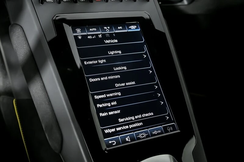 2021 Lamborghini Huracan - Image 26 of 31