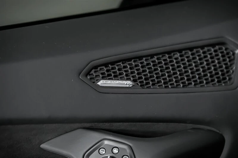 2021 Lamborghini Huracan - Image 16 of 31