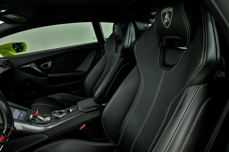 2021 Lamborghini - Image 16 of 31