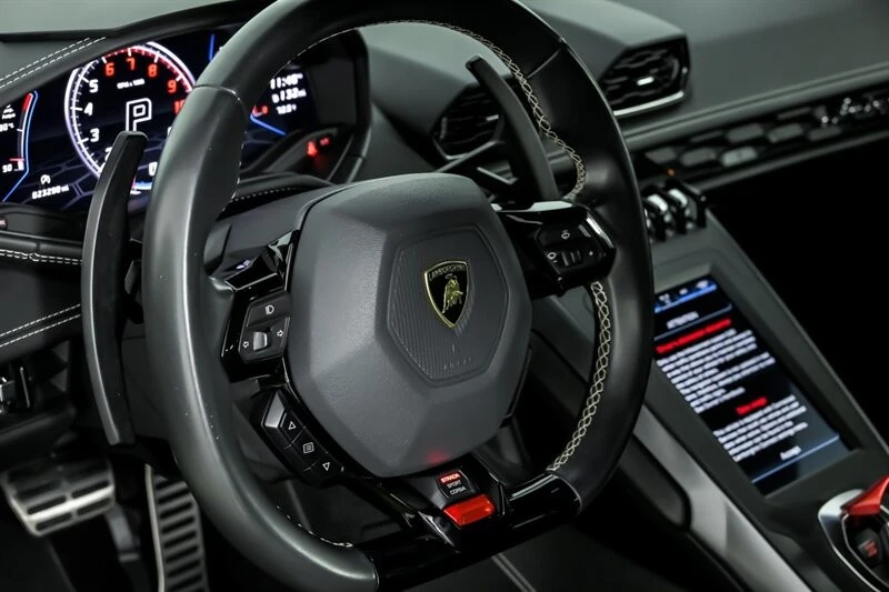 2021 Lamborghini - Image 17 of 31