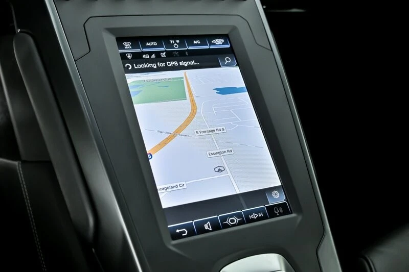 2021 Lamborghini - Image 25 of 31