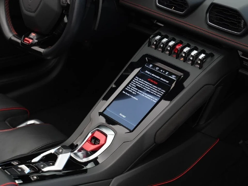 2021 Lamborghini Huracan LP610-2 EVO - Image 31 of 31