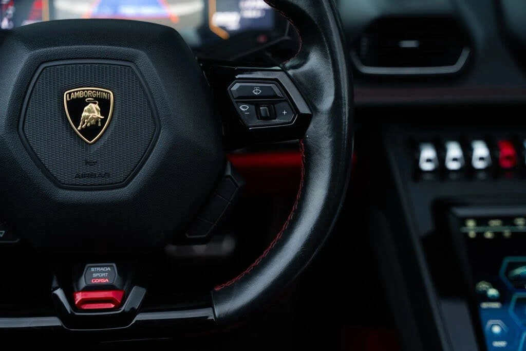 2021 Lamborghini Huracan LP610-2 EVO - Image 29 of 31